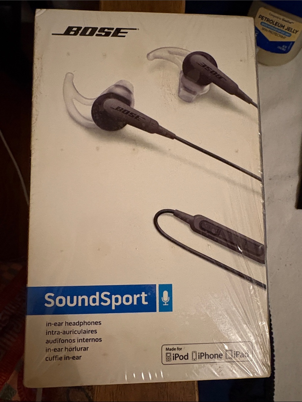 Bose SoundSport In-Ear Headphones — Black and White